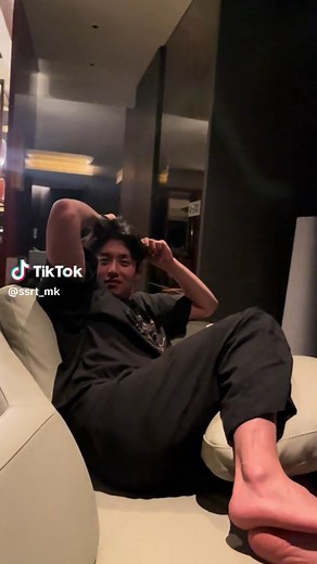 저녁 풍경을 즐기는 그랜드 하얏트 제주