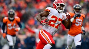 Chiefs cut RB Kareem Hunt after newly-released video shows attack on woman in Cleveland hotel