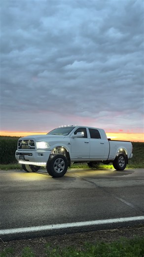S400 and Randy’s trans #americanforcewheels #68rfe #secondgenswap #67cumminsdiesel #fyp
