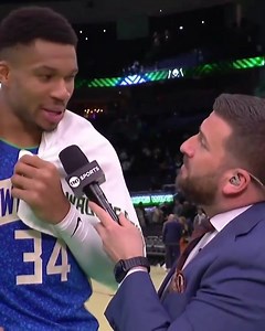 17K views · 554 reactions | Giannis qui apprend en direct qu'une qualif' en demi est synonyme de 100 000$ dans la poche 藍 - Ah on reçoit de l'argent là ? Les riches continuent de s'enrichir... | Basket Infos | Facebook