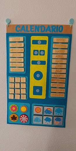 #nuevo #calendario #educativo #claustrodeig #calendarioescolar #eltiempo #estaciones #fieltro #handmade #artesania #necesidadesespeciales #hechoamanoconamor | Activitea Europe