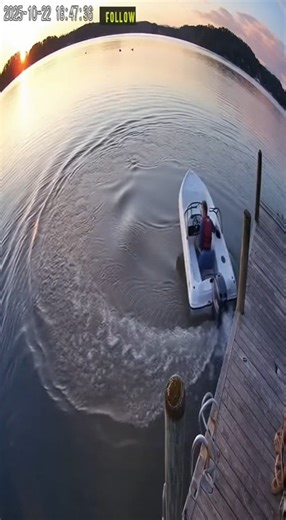 1.9K views · 14 reactions | Motorboat loses control spinning in circles near dock!  #SteeringFailRetry | Boat Fails | Facebook