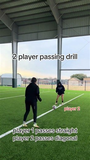 try this 2 player passing drill #Soccer #girl #futbol... #Shorts #enfutbol_