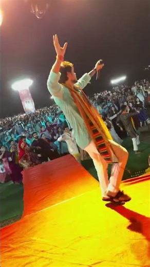 200 million plus view on this step❣️🫶🏼#vanbhazala #trending #viralvideo #viral #navratri #dandiya