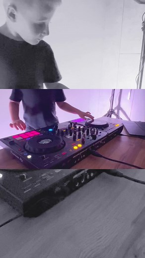 Delicious / Dj Prime /#fergie #party #dj #prime #cz #pioneer #disco #dance #lightshow #czech #deejay #progressive #mix #mixing #jog #scratch #follow #followus #weloveparty #blackeyedpeas #music #jbl #zbeam