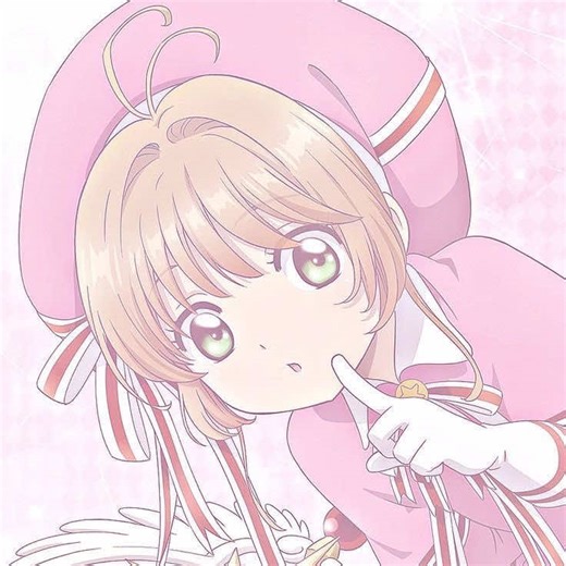 Hyuna's Alien Stage Performance