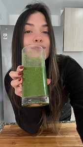 14K views · 8.1K reactions | Lo que como en un día @calai.app Amando esta App  Código: JULIA11 Desayuno: Omelette ☕️ Almuerzo: Muslos de pollo, platano y ensalada Snack: Cheesecake de chocolate 襤 Cena: Tortilla de zanahoria rellena con atún  Estás ideas son perfectas si estás en proceso de pérdida de grasa fáciles y deliciosas. #loquecomoenundia #saludable #recetas #desayuno #almuerzo #cena #snack #estilodevida | Julia Navarro • Coach Nutricional | Facebook