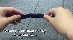 How to charge fitness tracker ?👉#smartwatch #fitnesstracker #childrenwatch #couponmom #couponjeremy