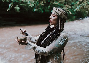 How To: 6 Techniques To Play a Singing Bowl