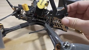 V3 F7 Flugregler-Stack 30x30 Drohne FC Stack mit 4in1 50A ESC BL32 Drahtlose Betaflight-Konfiguration, Blackbox, Lötfreien Steckern, WiFi,Bluetooth für 3-6S 4" 5" FPV Drohne Cinelifter