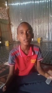 Calooshaa ayuu ka hadlay waa wiil yar oo naafo ah aabihii dayacay | Cabdiraxmaan Gurey