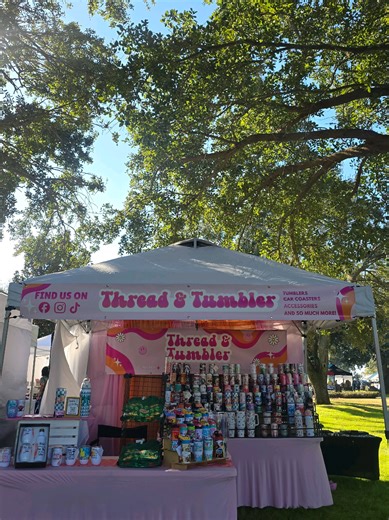 spring markets are getting packed, and first impressions matter. These banners are made with thick, high-quality vinyl and help your booth stand out without looking overdone. If you want something sturdy, eye-catching, and easy to set up, this is it✨ @Milweb1 #vendorlife #smallbusiness #marketlife #custommade #sidehustlers