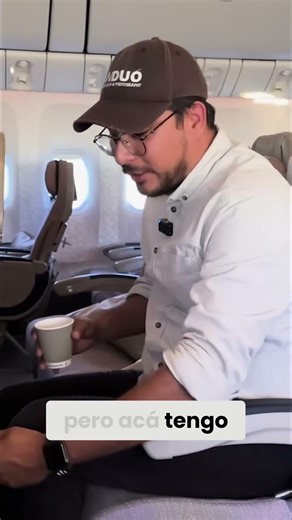 ¡Viajar Cómodo! Asientos y Espacio en Avión Revelado #shorts