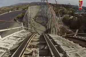 Wooden Roller Coaster Catches Fire At Six Flags Magic Mountain
