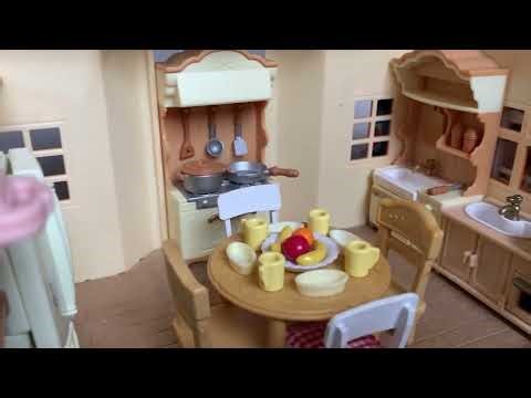 Sylvanian families house tour