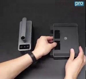 1.1K views · 5K reactions | 嗱嗱嗱 萬眾期待：實測鐳射 金屬 物料！無難度！ LaserPecker 2...