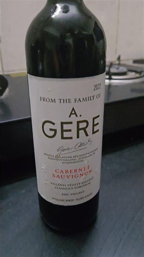 Open a wine bottle in seconds using a corkscrew 🍷✨#viral #trending #tutorial #explore #wine