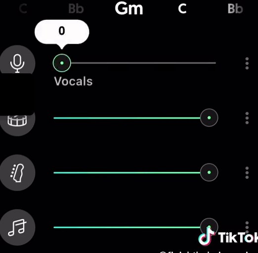 First vid??! App-moises! #fyp #viral #3333 #moises #finishthelyrics #icespice #pinkpantheress #xyzbca #finishthelyric_moises