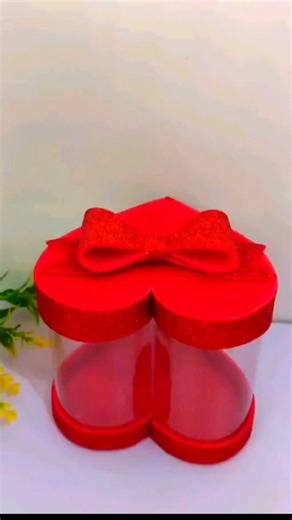 Gift box DIY Art craft ideas follow for more #fyp #foryoupage #handmade #creative #trending #easypapercrafts #viralvideo #whattowatch #reels #tiktok #fypシ #fypシ゚viral #pti_zindabad #imrankhan #humairascraf #gift #giftideas #amazing