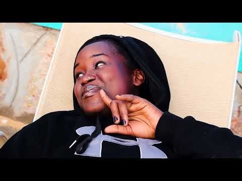 CHE CHE Official video is now officially out, *FROM _BIZZ CITY ENTERTAINMRNT