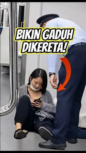 Cuma Ngecas HP di Lantai Kereta, Dua Cewek Jepang Langsung Ditegur! #shortvideo #viral #japan