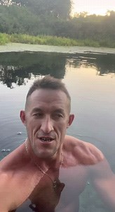 Ігорчик Доценко on Instagram: "swimming in cold water, I support my health with a donation xodzuk.igor@gmail.com PayPal"
