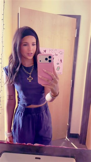 Mia (@miamaureristhebest)’s videos with original sound - archer_obs06