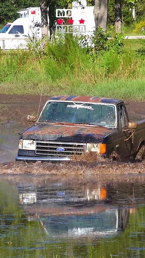 Old Ford Mud Truck Having Fun! #mudding #offroad | Moto Doggo