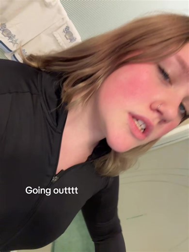 Living_deadgirl🧟‍♀️ (@ryansworldd8)’s videos with original sound - music