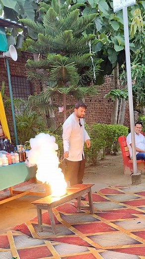 100K views · 1.4K reactions | Flash Powder Mystery! | How Old Cameras Captured Light Before Flash Bulbs ✨ #FlashPowder #OldCameras #PhotographyHistory #ChemistryInAction #VintageTech #ScienceFacts #PhotographyLovers #CameraHistory #ChemistryExplained #IndianChemist #stali #science #chemistry #chemical #Chemicals #facebookviral #facebookreelsviral #reel #knowledge #facebookpost #fire | S T Ali | Facebook