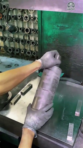 5 Pounds of Powder Pressed Into a Solid Cylinder? The Insane Process of Powder Metallurgy!