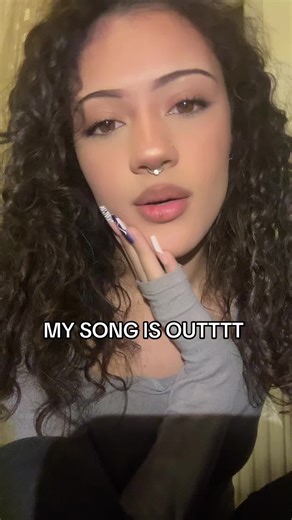 EDDI on spotify, drop a follow, show some love, more stuff comingg 🩷🦝 #fyp #eddi #newsong #zatebe #safari