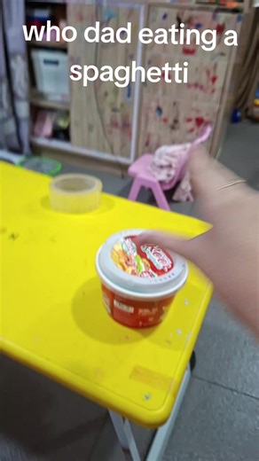 Who Dad Eating Spaghetti: A Fun Family Moment