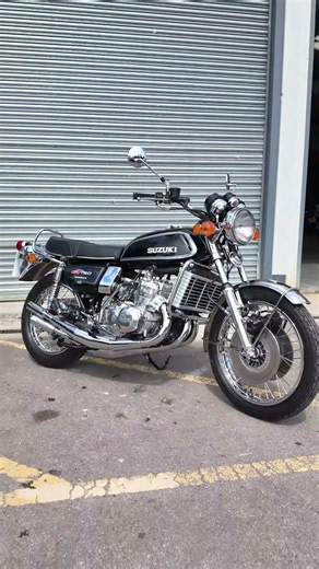 Win this 1974 Suzuki GT750 + £1000