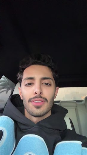 هودي شتوي مميز للرجال من براند Epoch
