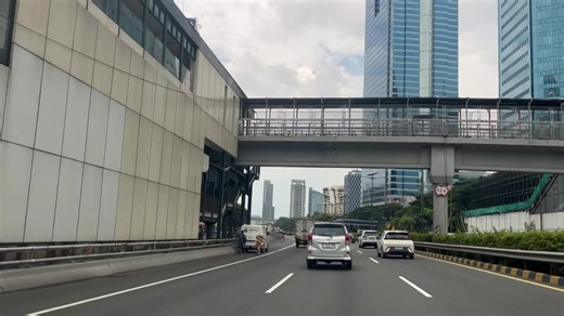 Jakarta. Overpass Kuningan. Tol Dalam Kota. Jakarta, Maret 2026. Salaam. https://maps.app.goo.gl/oHMtzfakxypS2Zx27 #Gentayangan #OverpassKuningan #TolDalamKota #Jakarta #Indonesia