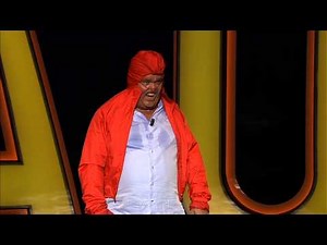 Paul de Leeuw - Poephoofd - Vrijwilligster Bij Eurodisney