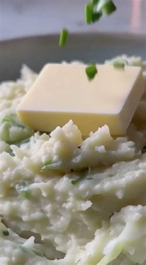 Colcannon Recipe: Creamy Irish Mashed Potatoes with Kale