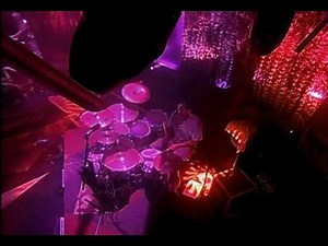 Cidade Negra -- Sábado à Noite (Part. Especial Lulu Santos) - Vídeo Oficial