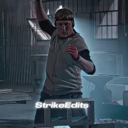 Daniel vs Johnny training 🔥#shorts