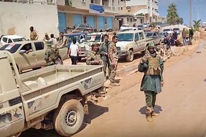 La guerra en Libia dificulta la ayuda por las inundaciones