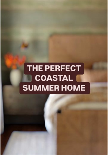 The perfect coastal home 🙌🏼 Interior Design Firm: @jodyfierzint Photography: @twilliamsphoto Stylist: @annamolvik Builder: @patriotbuilderscapecod @visualcomfort @jessicacharlesfurniture @bernhardtfurniture @hookerfurnishings @essentials_for_living @tilebar @loloirugs @kravetinc @2modern @leeindustries @fourhandsfurniture @uttermostcompany @landryandarcari @palacekdesign @universalfern @curreyco @globalviews @westelm @shakuff_ @arteriorshome @fanimation @slamp_official #luxury #interior #inter
