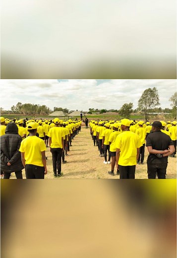 Wolves #work #worklife #setlife #mojalove #mojalove157 ##southafricatiktok #southafricatiktok #fyp #relatable #foryoupage #foryou #filming #lightscameraaction #bts