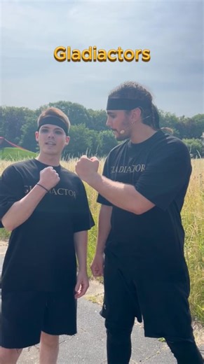 Die ersten Teams sind (mehr oder weniger 🤭) ready für die #CrashGames am Montag um 21:20 Uhr auf ProSieben oder kostenlos auf Joyn! 🔥💪 | ProSieben