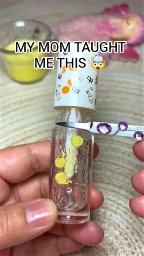 VIRAL DIY LIP GLOSS 😱