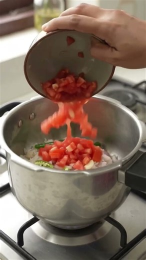 Easy One-Pot Spiced Rice Recipe | Quick Cooking #shortsfeed #trendingvideo #ricedish # #yummyrice
