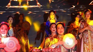 新疆民歌《Hay Hay Nadan》听 12 木卡姆唱诵 “傻姑娘” 的千年情弦