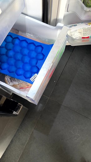 The Meatball Master is the best way to make your favorite meatballs. It's easy to use, all you need to do is fill it with about 2 lbs of mix and then close. It cuts, portions and stores your meatballs for you. You can then easily remove your meatballs when you are ready to cook. Chicken, beef, fish or even vegan meatballs are ready for you anytime. Get the Meatball Master on Amazon and shapeandstore.com (shapeandstore.ca in Canada). #meatballs #recipes #cooking #foodie | Shape Store