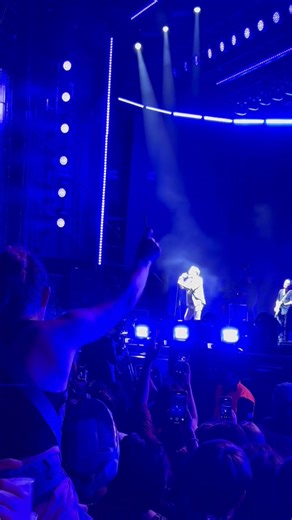 ⚡️⚡️La increíble presentación de La Vela Puerca, celebrando sus 30 años, con un repertorio que disfrutaron no menos de dos generaciones en un show memorable de Canelones. Suena Bien en Atlántida www.soldeleste.uy #uruguay #soldeleste #canelonesuruguay #canelones #uruguay🇺🇾 | Soldeleste