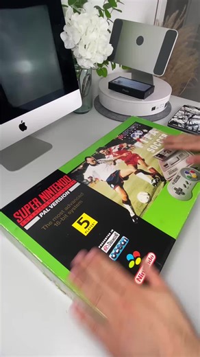 Unboxing Rare Nintendo SNES console with the very first FIFA Game ever ✨❤️ #unboxing #console #retro #calm #peaceful #vintage #supernintendo #fifa #crt #kartongold